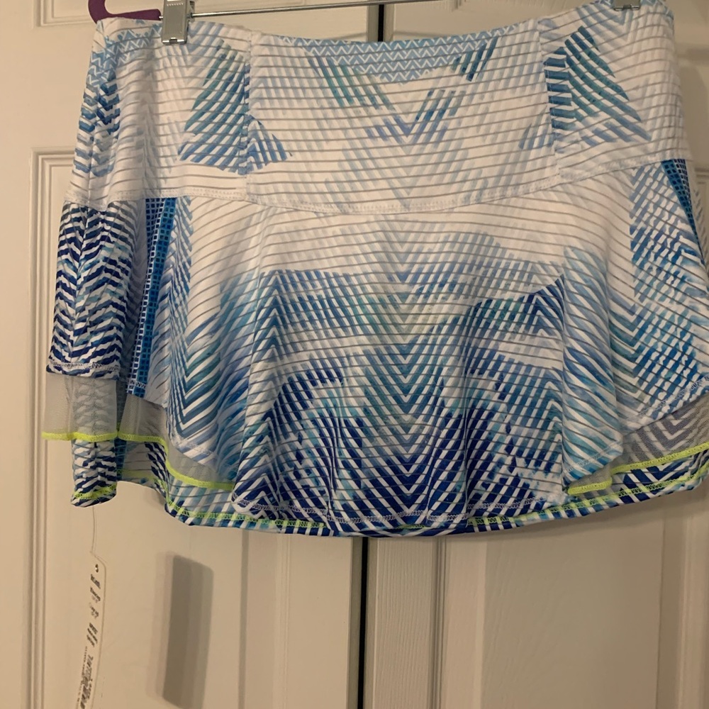 Lucky In Love Blue and White Patterned Women's Tennis/Golf  Skirt Large NWT - Picture 3 of 7